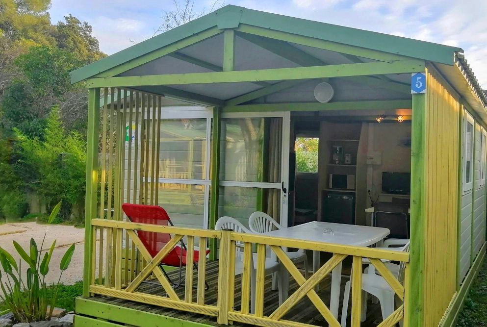 chalet 4 person air conditioner tv
