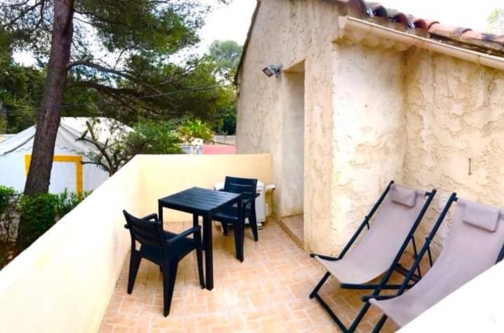 camping hermitage appartement terrasse