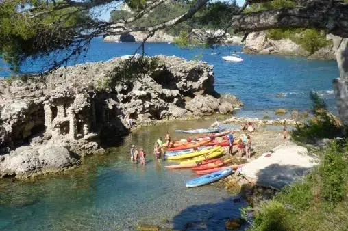 canoé kayak au Pradet activité à proximité du camping l'Hermitage