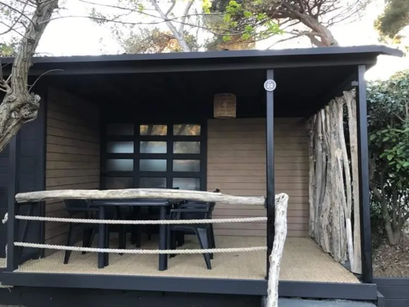 camping Hermitage cabanon 5 pers terrasse