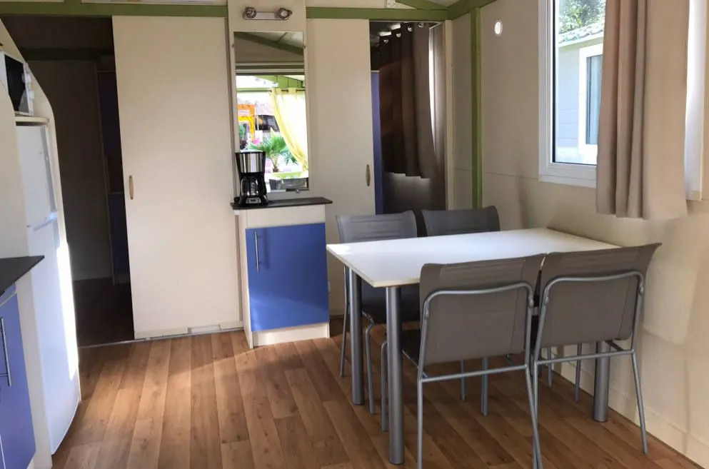 location chalet PMR climatisé et avec TV au Pradet