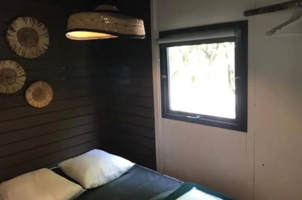 location 2 chambres 5 personnes camping Hermitage