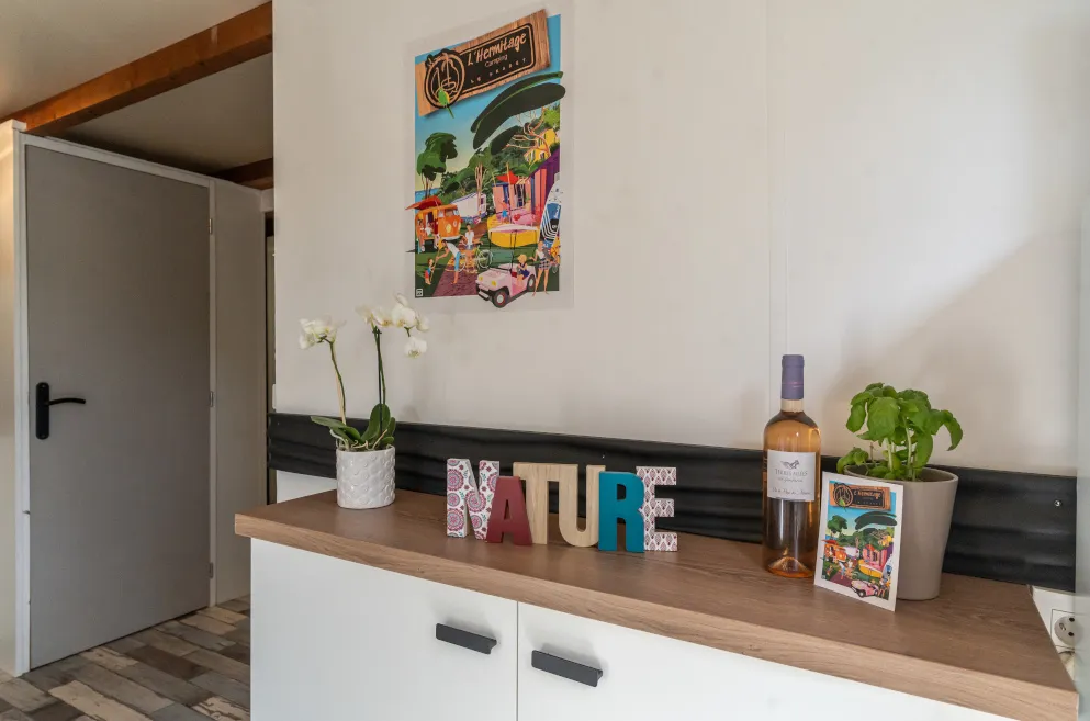 locations 4 chambres pour 10 personnes au Pradet avec climatisation et télévision