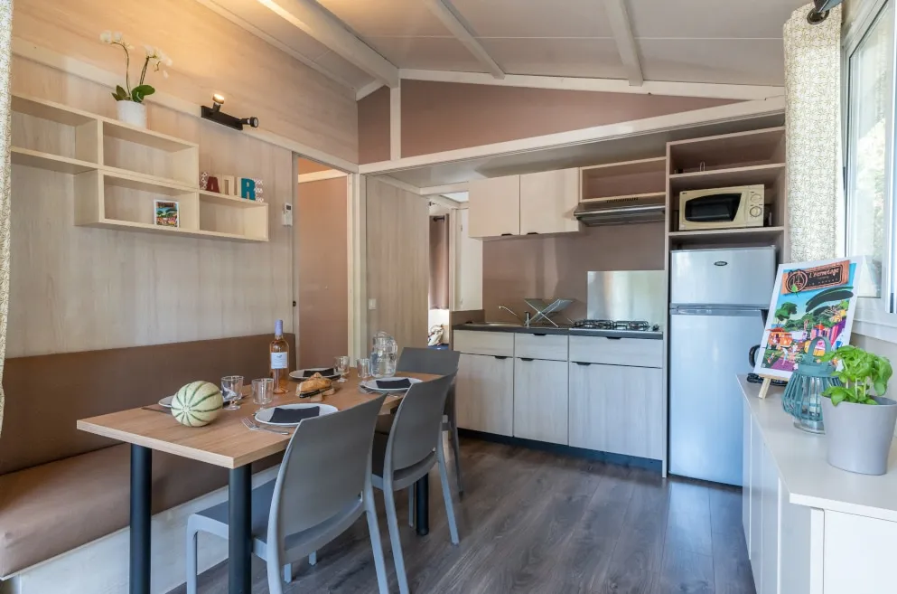 location 5 personnes avec télévision et clim dans en provence