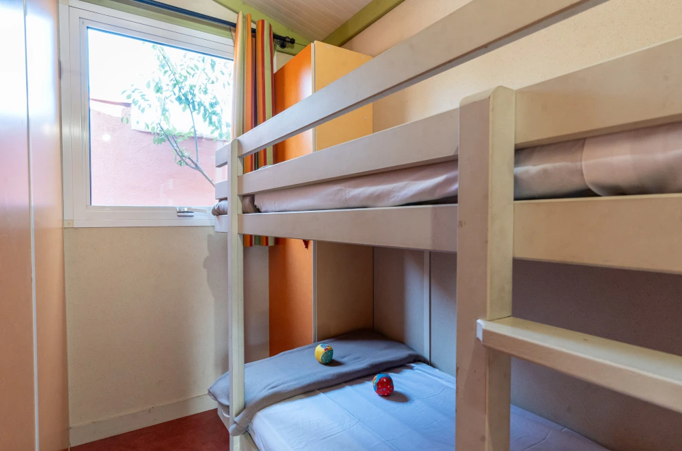 location 4 personnes deux chambres sud de la France