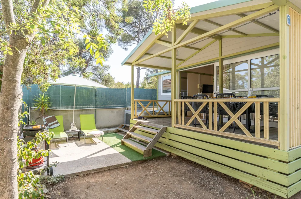 location chalet avec spa jacuzzi au Pradet