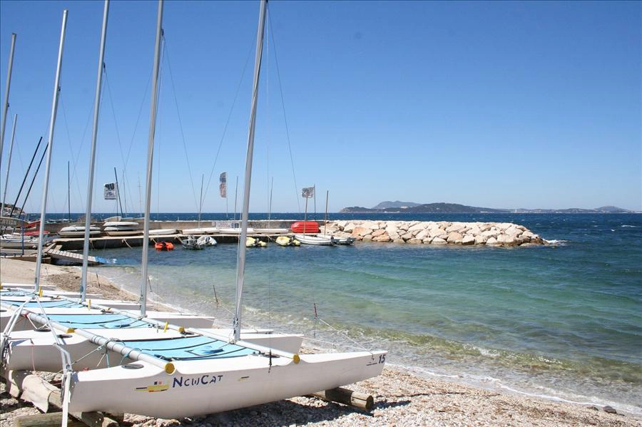 plage Garonne au Pradet